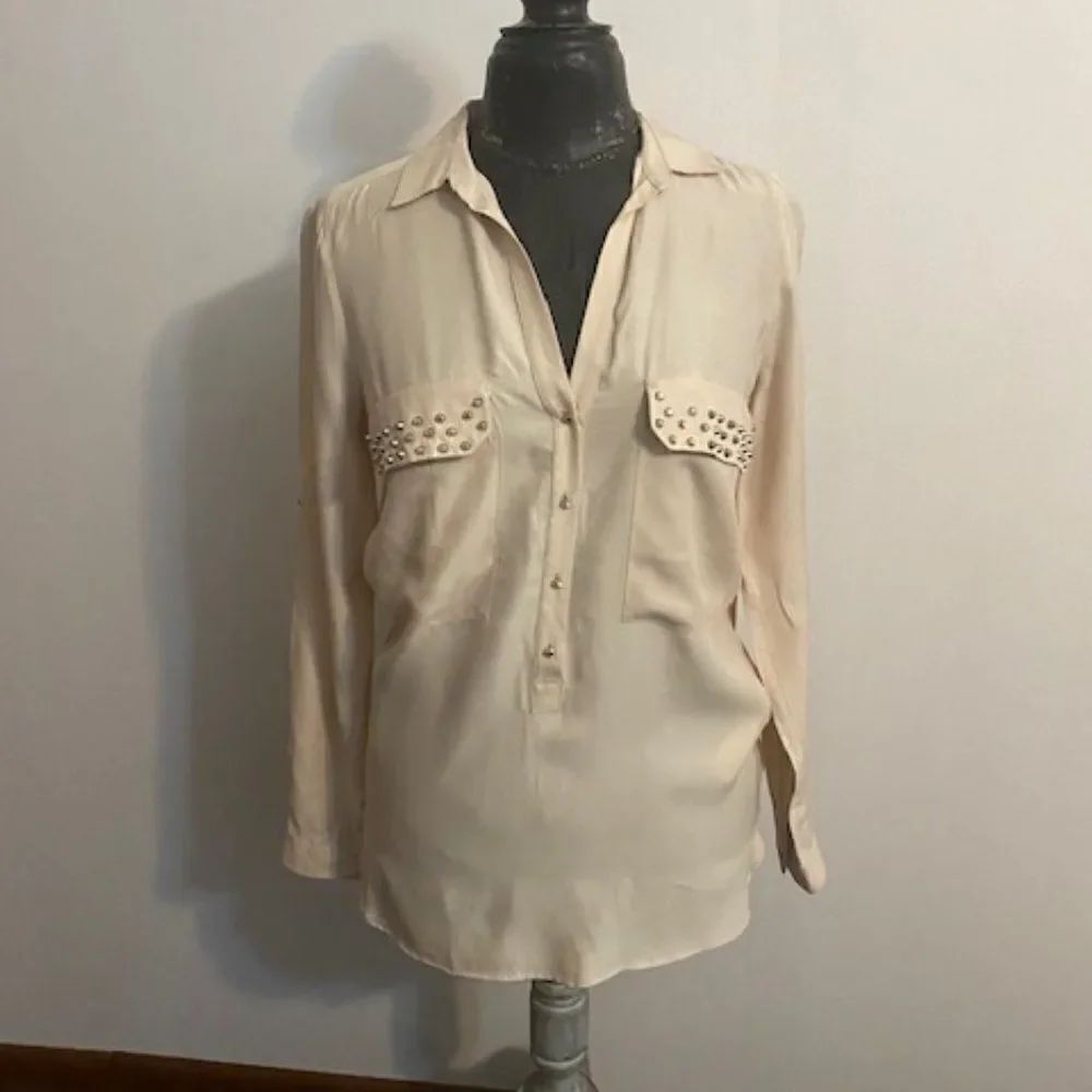 Zara Woman Cream Studded V-neck 1/2 button tunic, size S